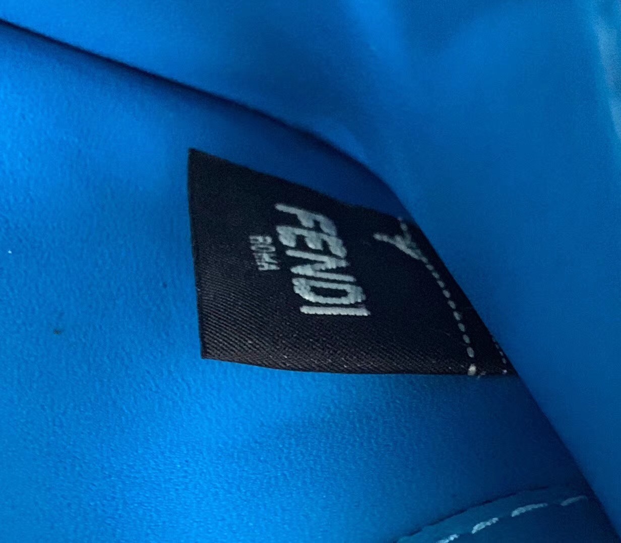 F**di kan u shoulder bag in multicolor leather and suede
