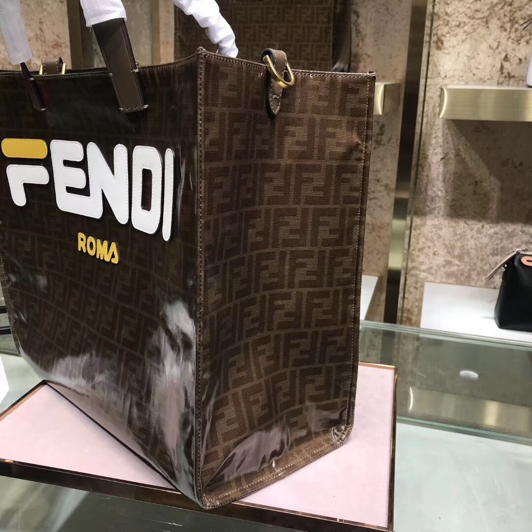 F**di glazed multicolor fabric shopper white logo bag