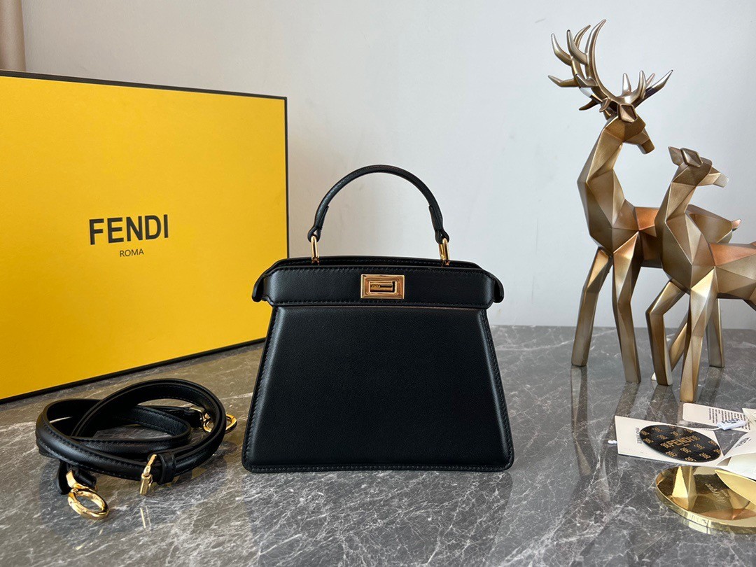 F**di peekaboo iseeu petite bag in black nappa leather
