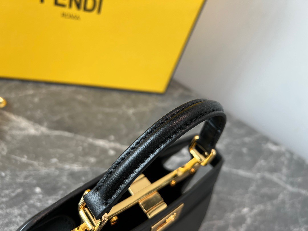 F**di peekaboo iseeu petite bag in black nappa leather
