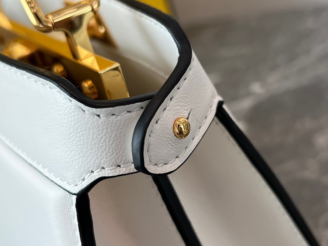 F**di peekaboo iseeu petite bag in white nappa leather