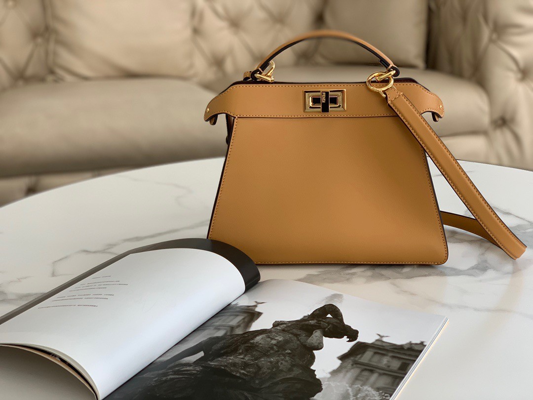 F**di peekaboo iseeu small bag in beige calfskin