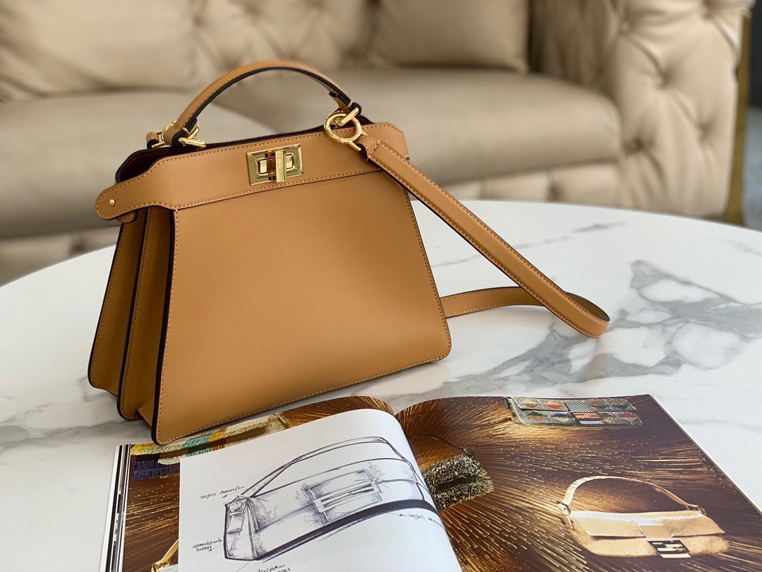 F**di peekaboo iseeu small bag in beige calfskin