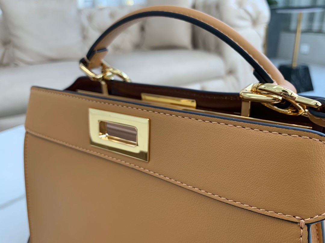 F**di peekaboo iseeu small bag in beige calfskin