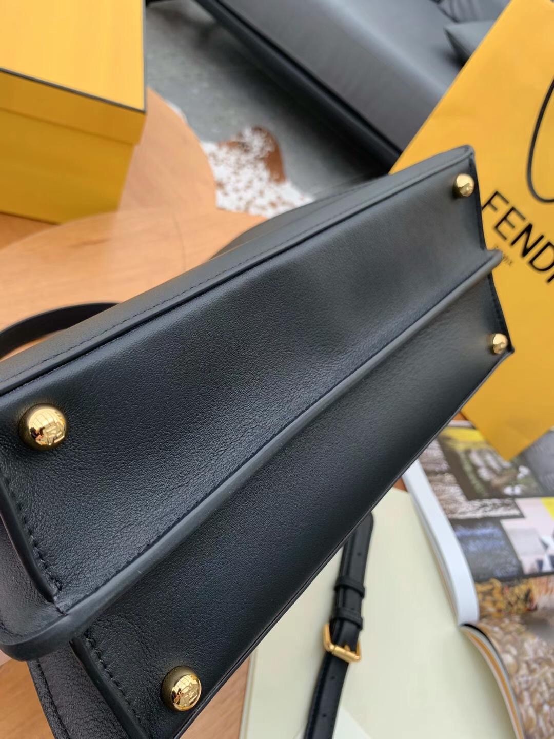 F**di peekaboo iseeu medium bag in black leather
