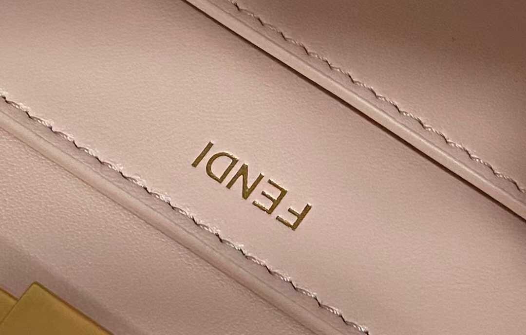 F**di peekaboo iseeu medium bag in white leather