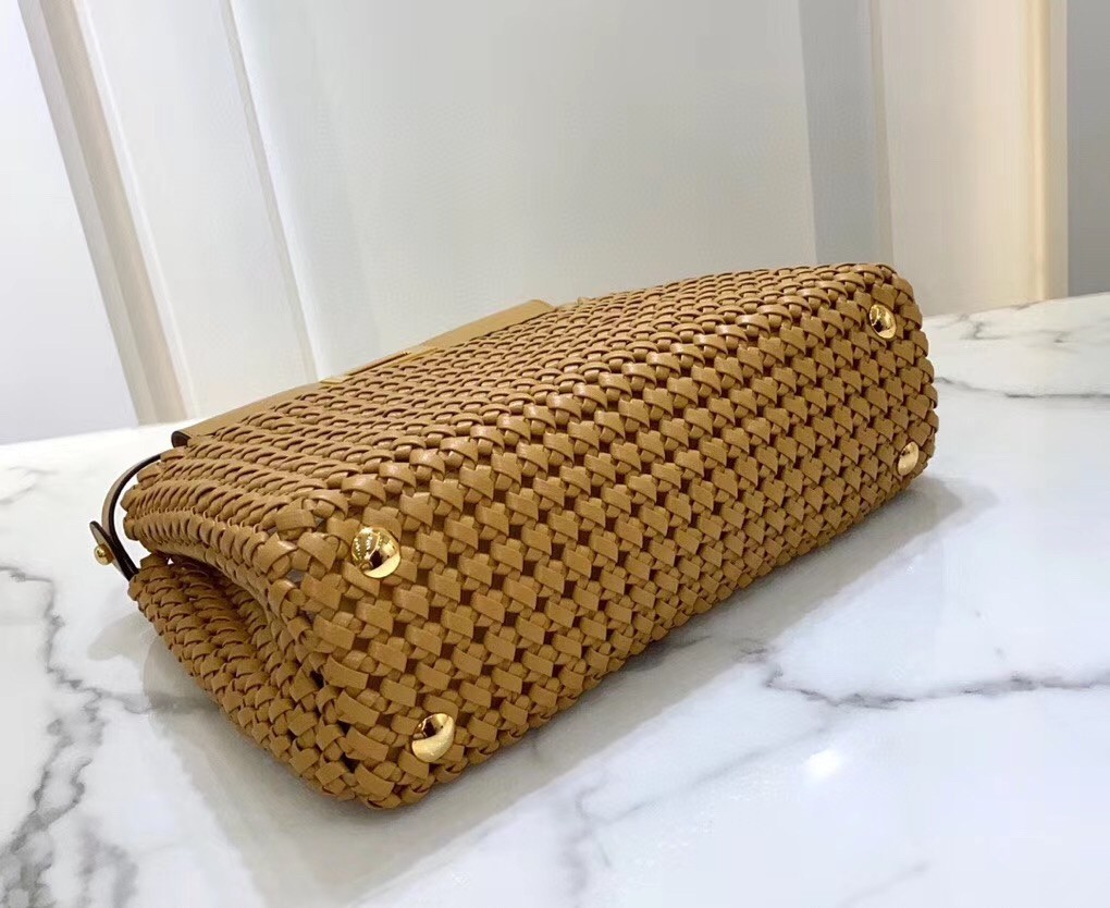 F**di peekaboo medium bag in beige interlace leather