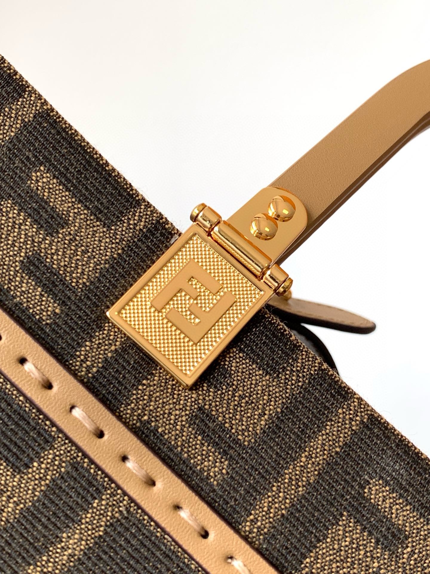 F**di sunshine small tote bag in brown ff jacquard fabric