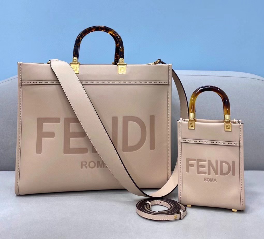 F**di sunshine medium shopper bag in beige calfskin