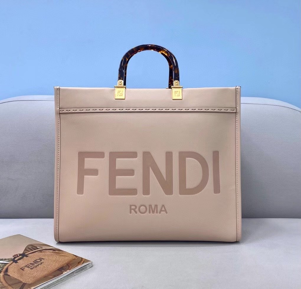 F**di sunshine medium shopper bag in beige calfskin