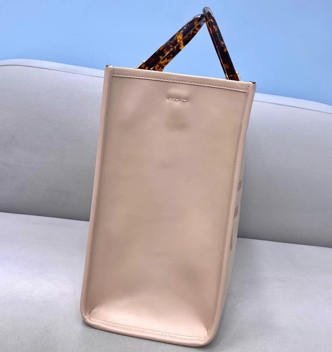 F**di sunshine medium shopper bag in beige calfskin