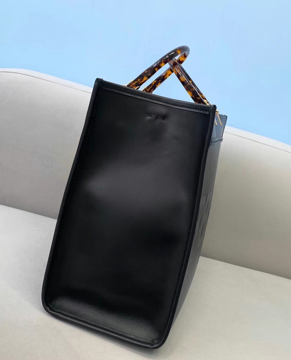 F**di sunshine medium shopper bag in black calfskin