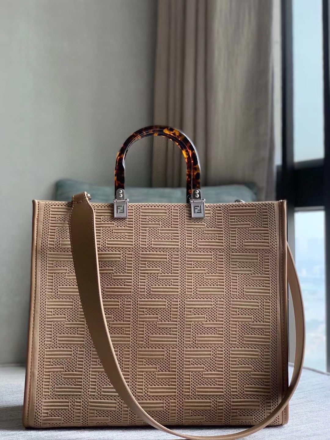 F**di sunshine medium shopper bag in beige ff fabric