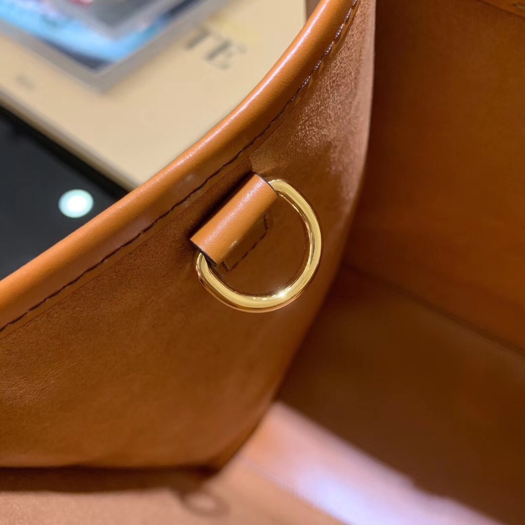 F**di sunshine shopper bag in brown calfskin