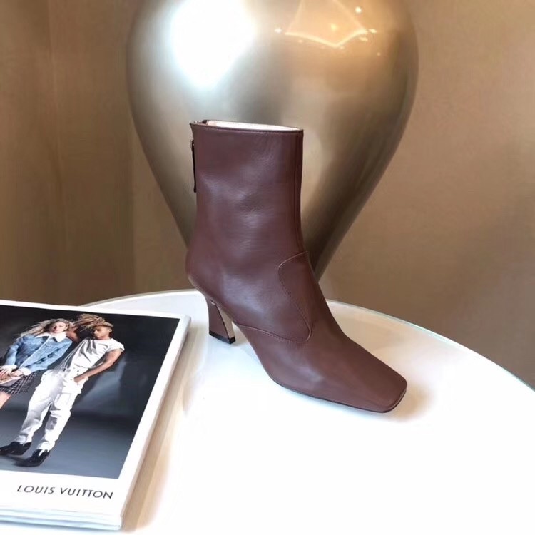 F**di square toe ankle boots in brown lambskin