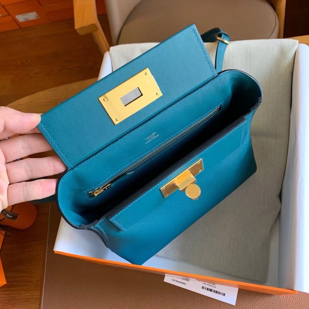 H**mes 24/24 mini 21 handmade bag in vert bosphore evercolor leather