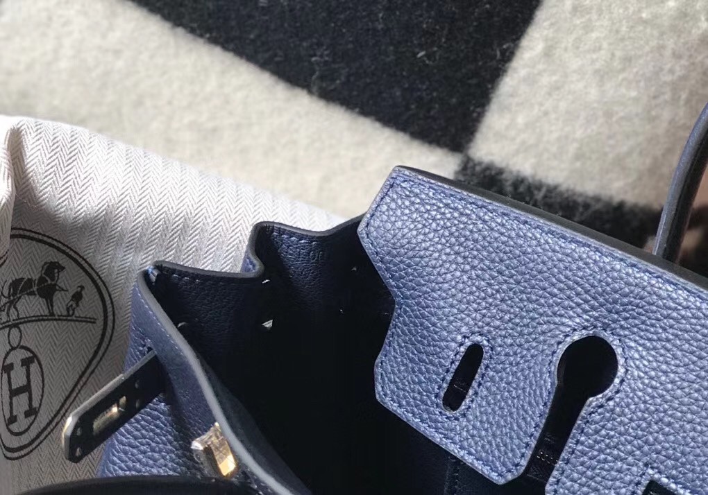 H**mes birkin 25cm bag in navy blue clemence leather
