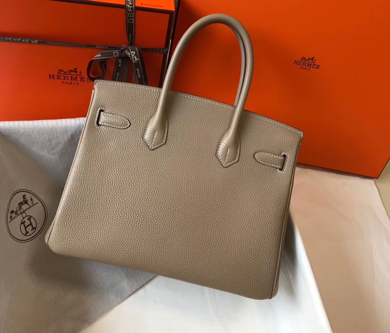 H**mes birkin 30cm bag in tourterelle clemence leather