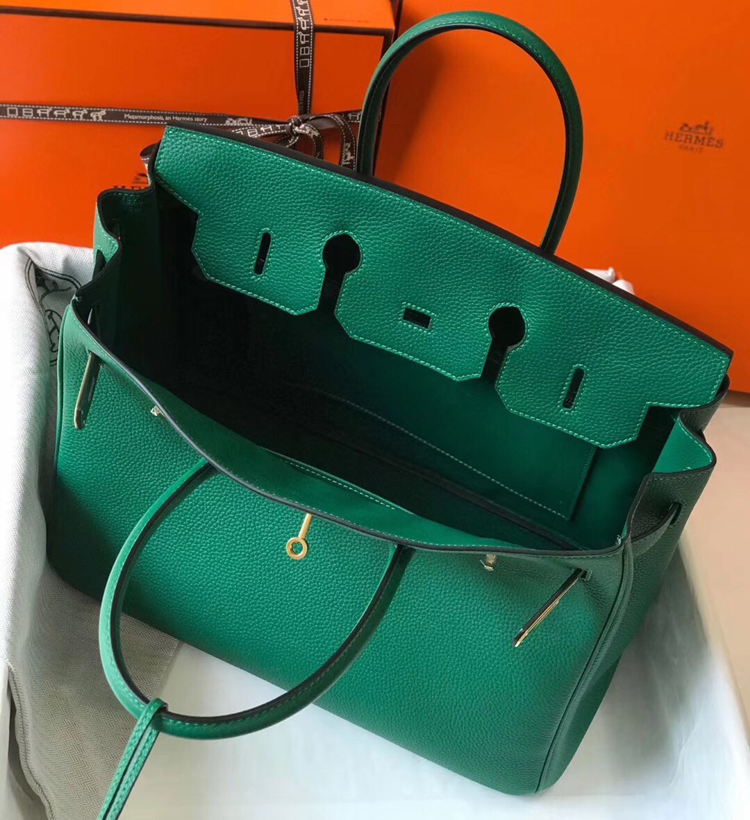 H**mes birkin 35cm bag in malachite clemence leather