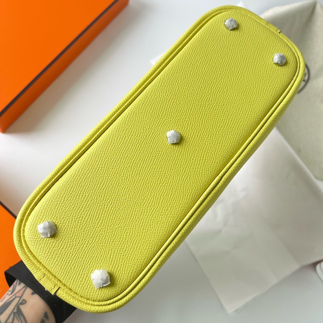 H**mes bolide 1923 25 handmade bag in lime epsom calfskin