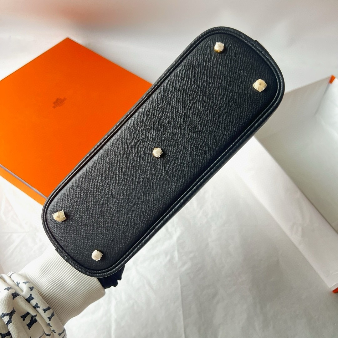 H**mes bolide 1923 25 handmade bag in black epsom calfskin