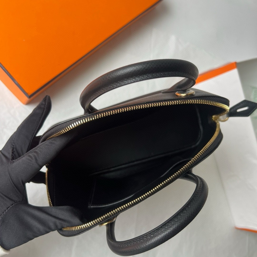 H**mes bolide 1923 25 handmade bag in black epsom calfskin