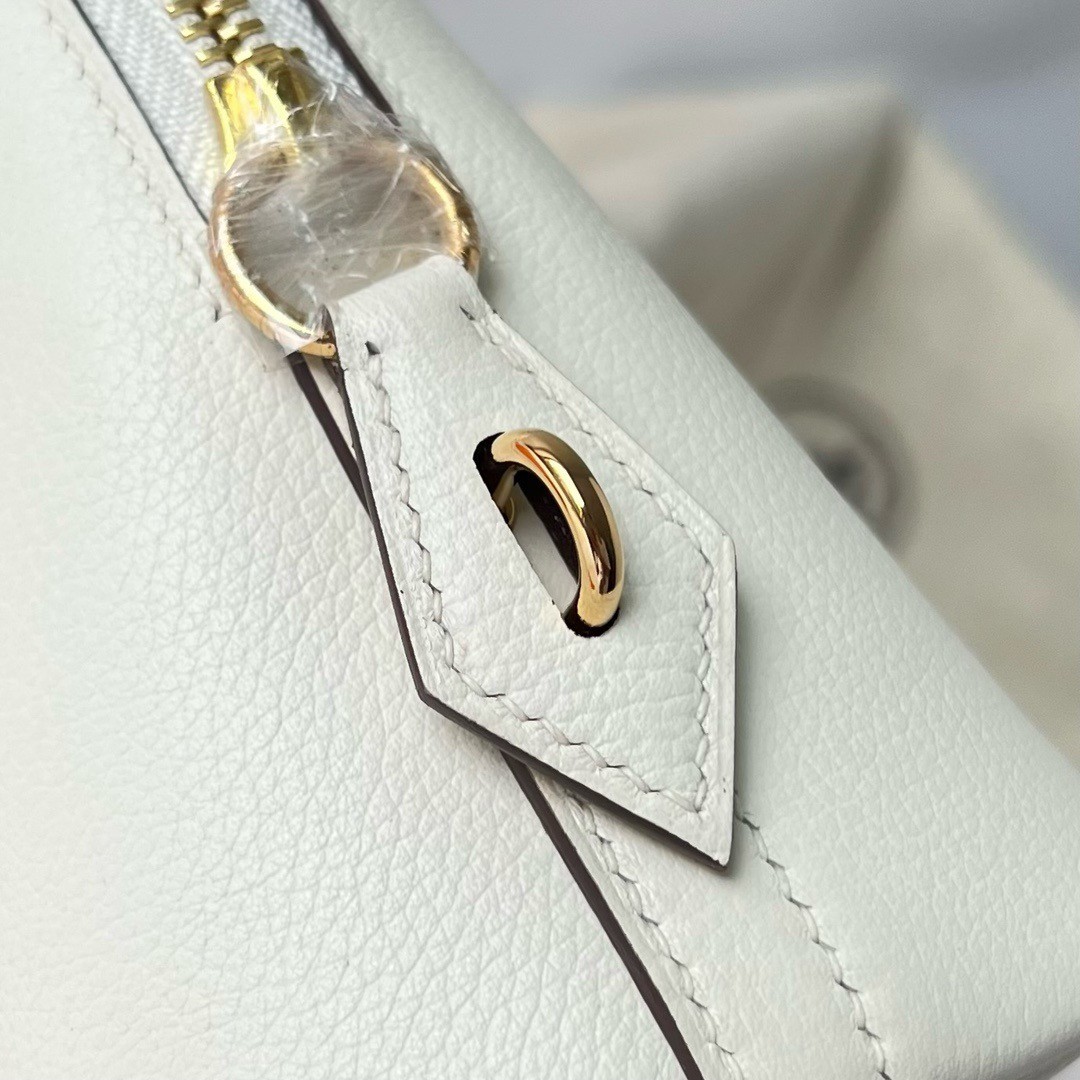 H**mes bolide 1923 25 handmade bag in nata evercolor calfskin