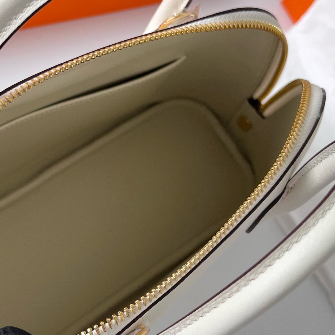 H**mes bolide 1923 25 handmade bag in nata evercolor calfskin