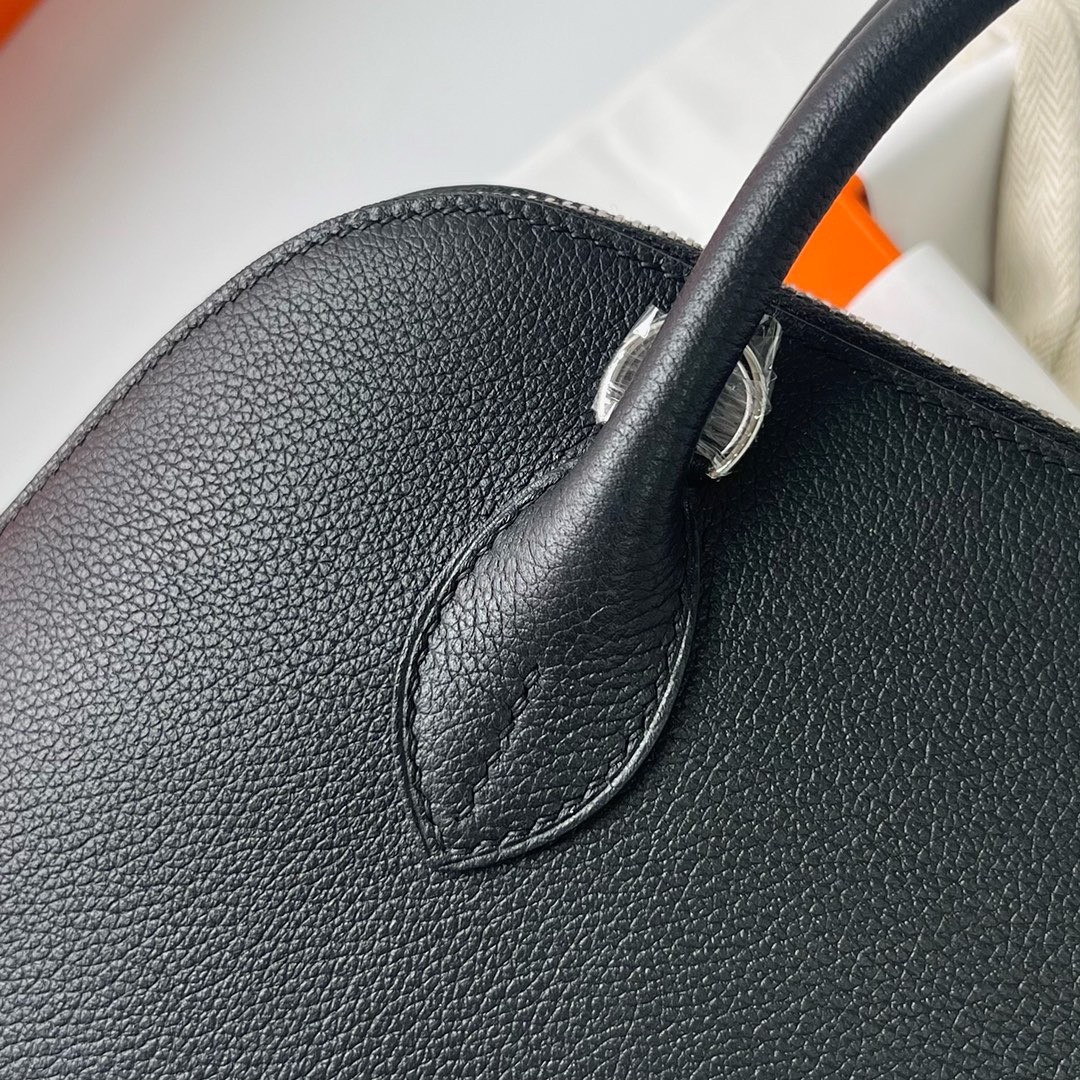 H**mes bolide 1923 25 handmade bag in black evercolor calfskin