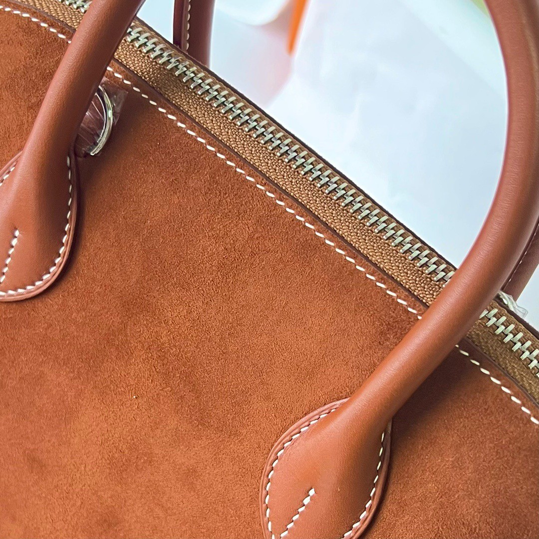 H**mes bolide 1923 25 handmade bag in gold doblis suede leather