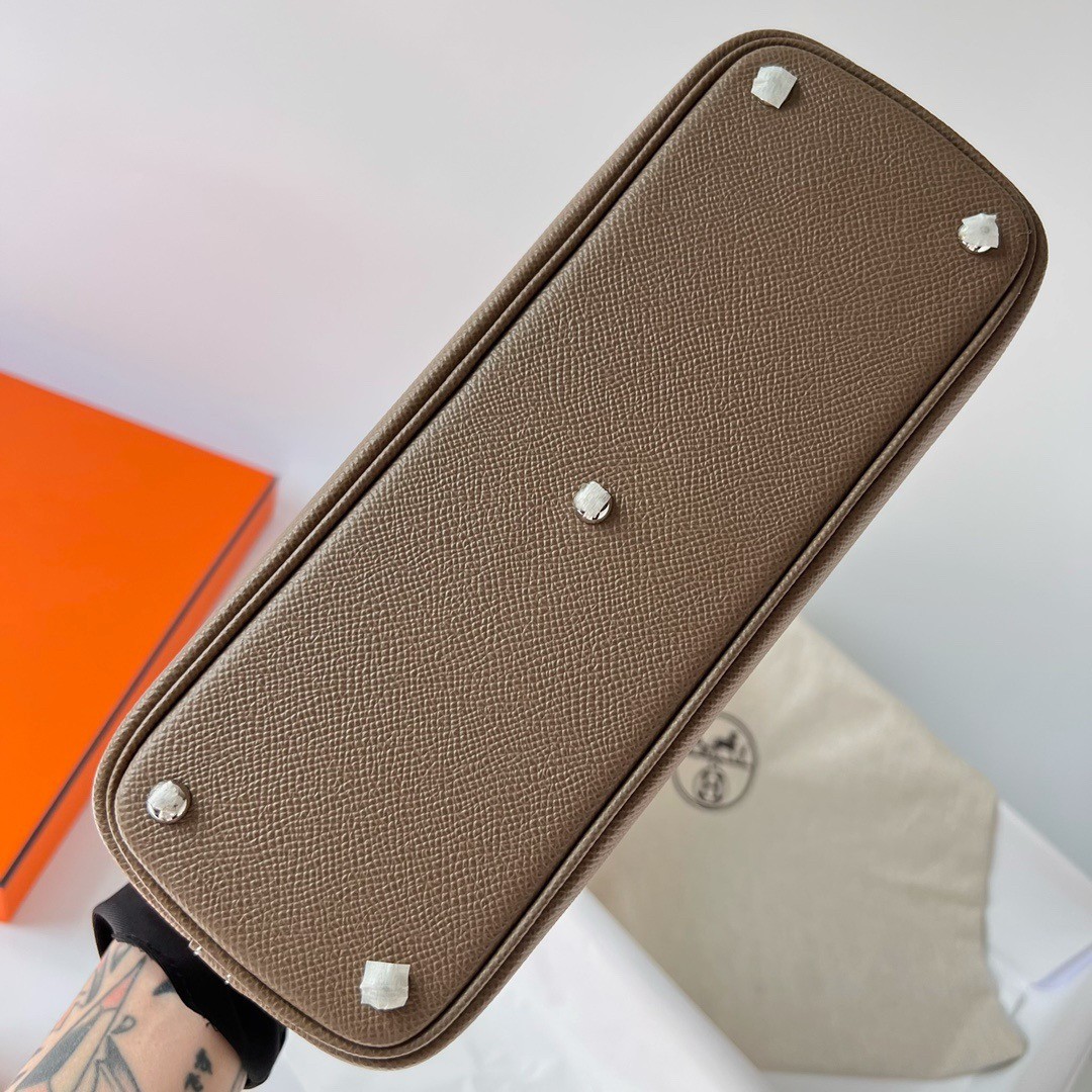 H**mes bolide 1923 27 handmade bag in taupe epsom calfskin
