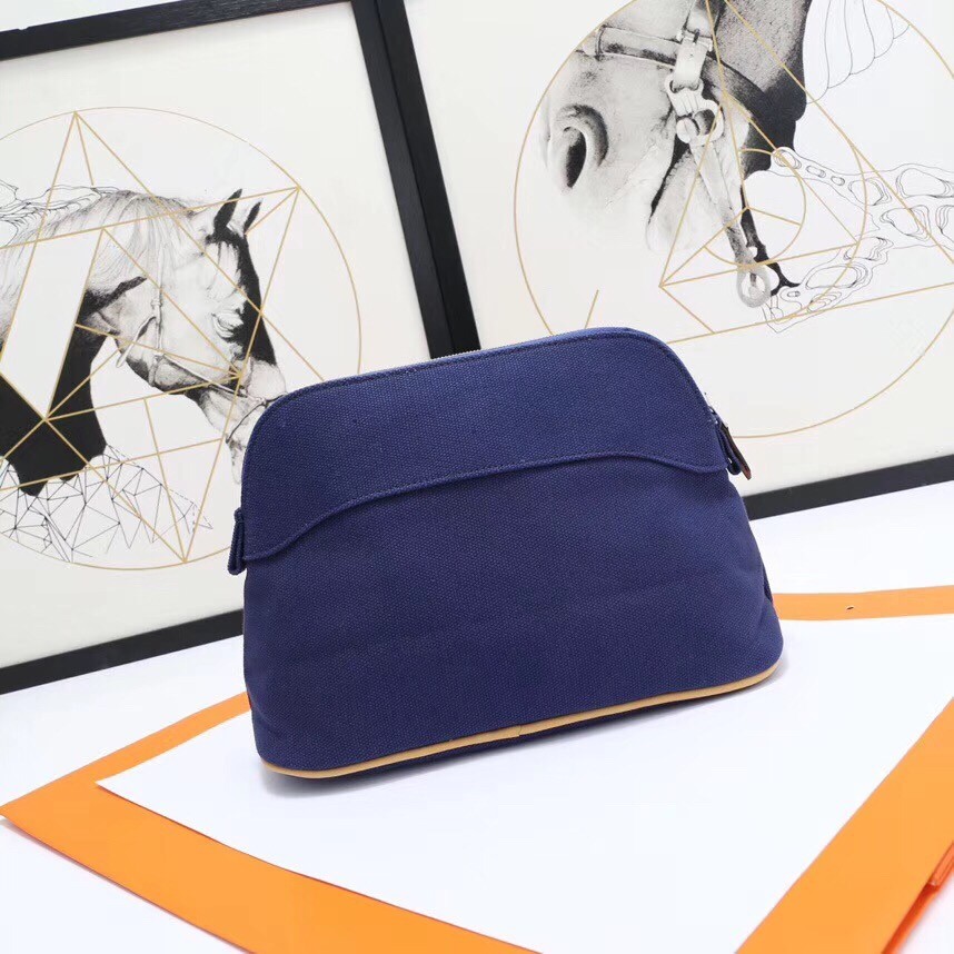 H**mes medium bolide travel case in blue electric cotton