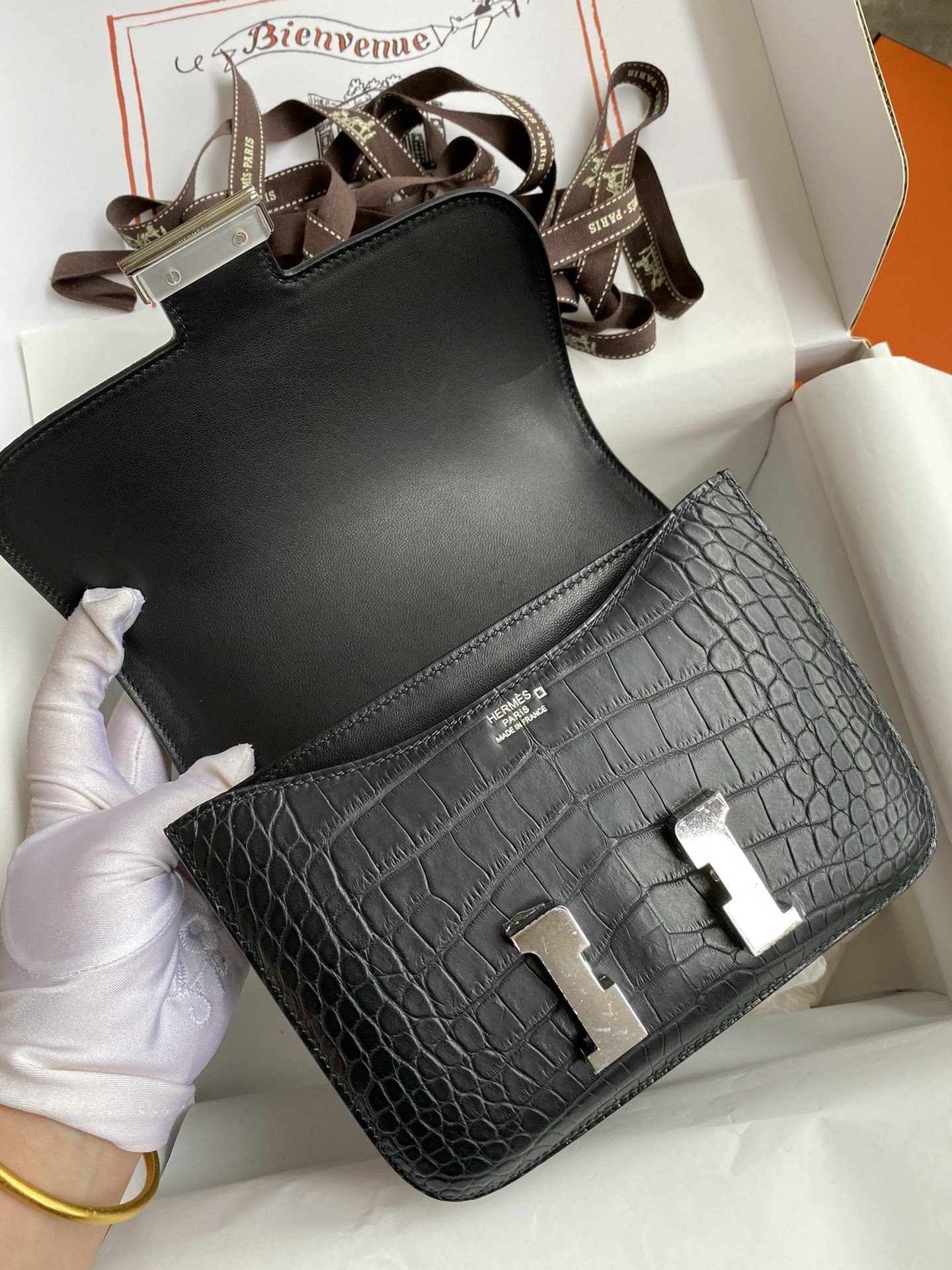 H**mes constance 18 handmade bag in black matte alligator leather