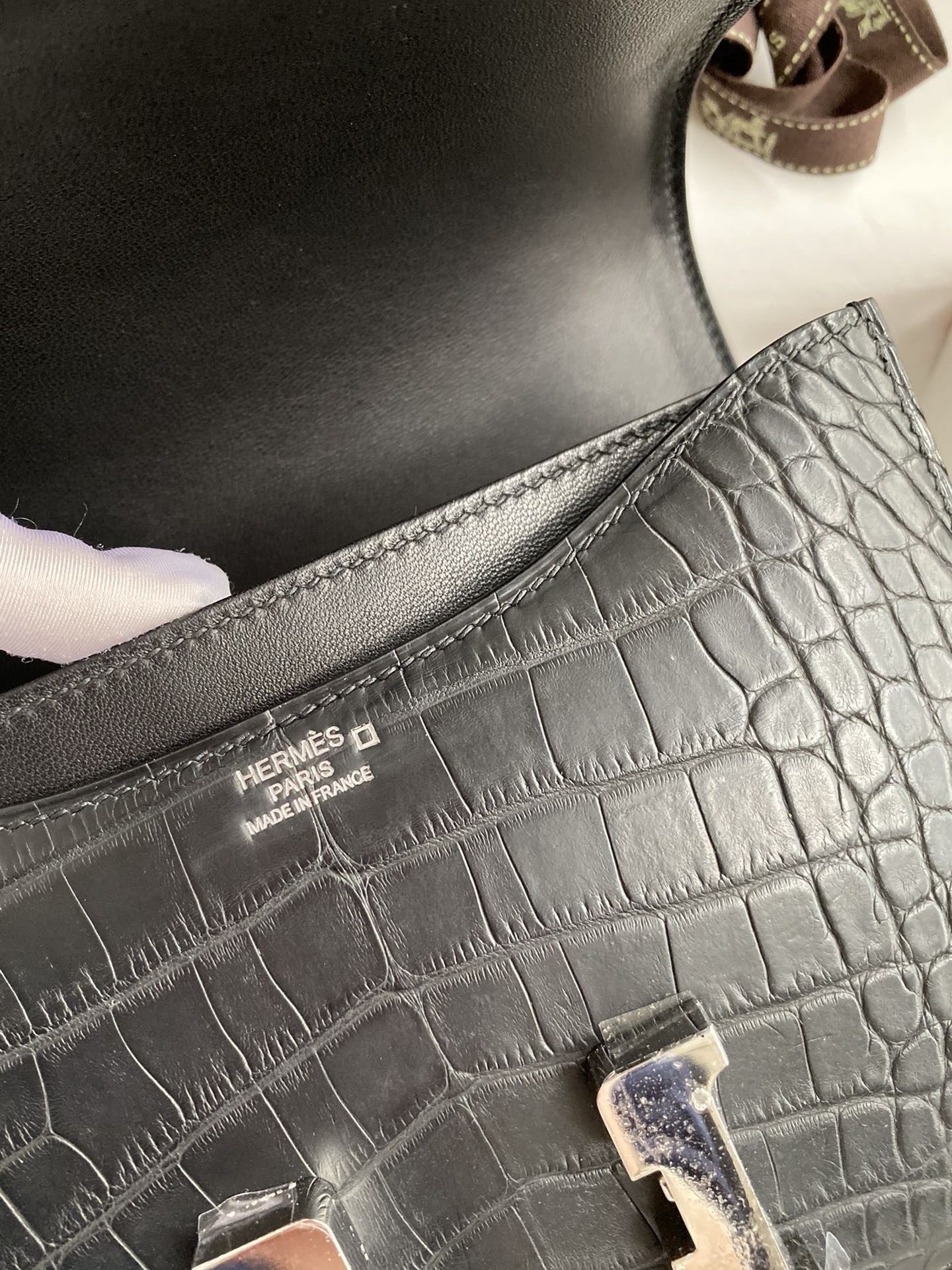 H**mes constance 18 handmade bag in black matte alligator leather