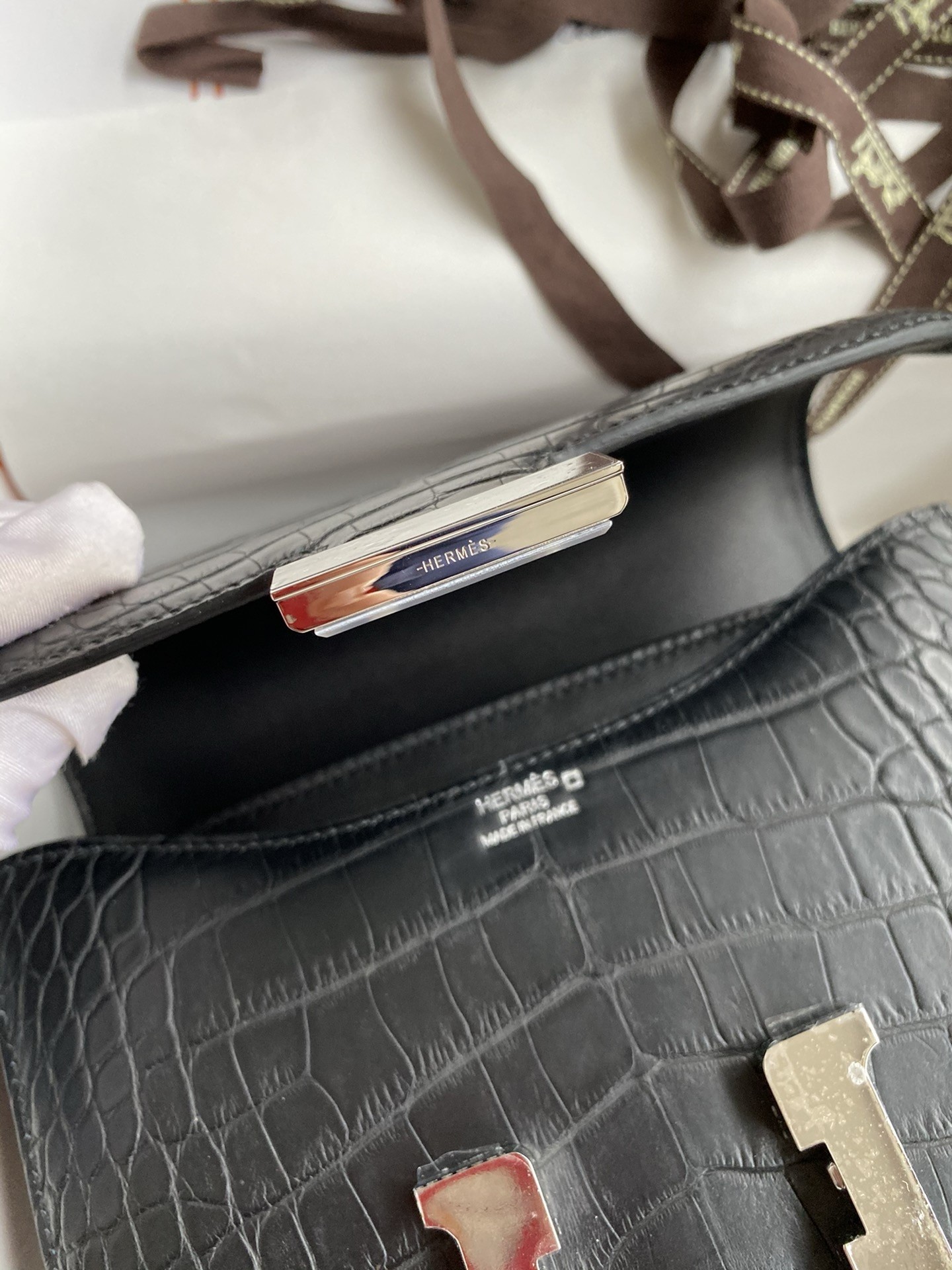 H**mes constance 18 handmade bag in black matte alligator leather
