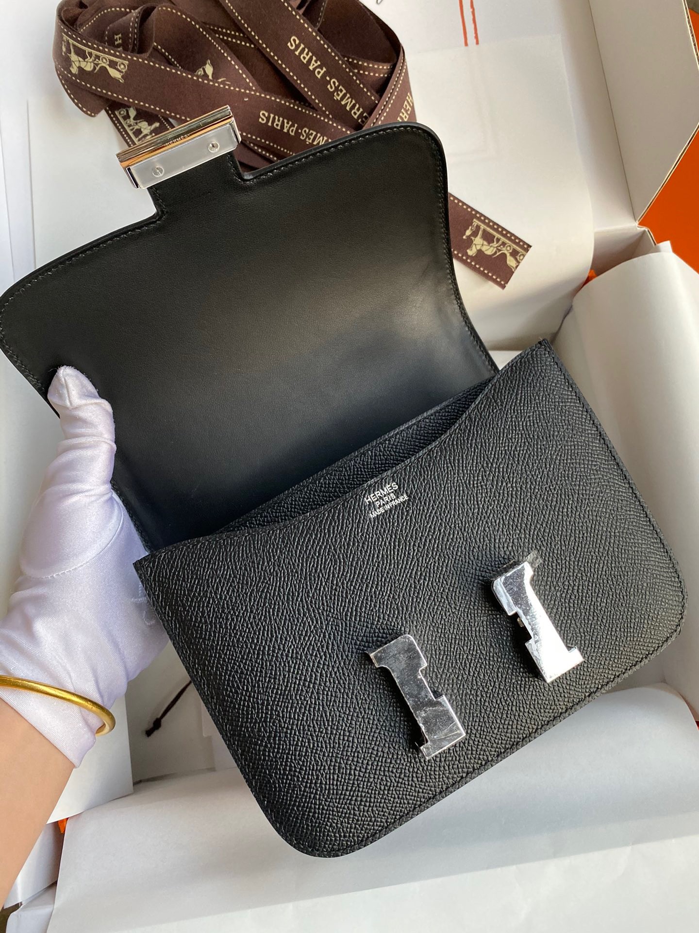 H**mes constance 18 handmade bag in black epsom calfskin