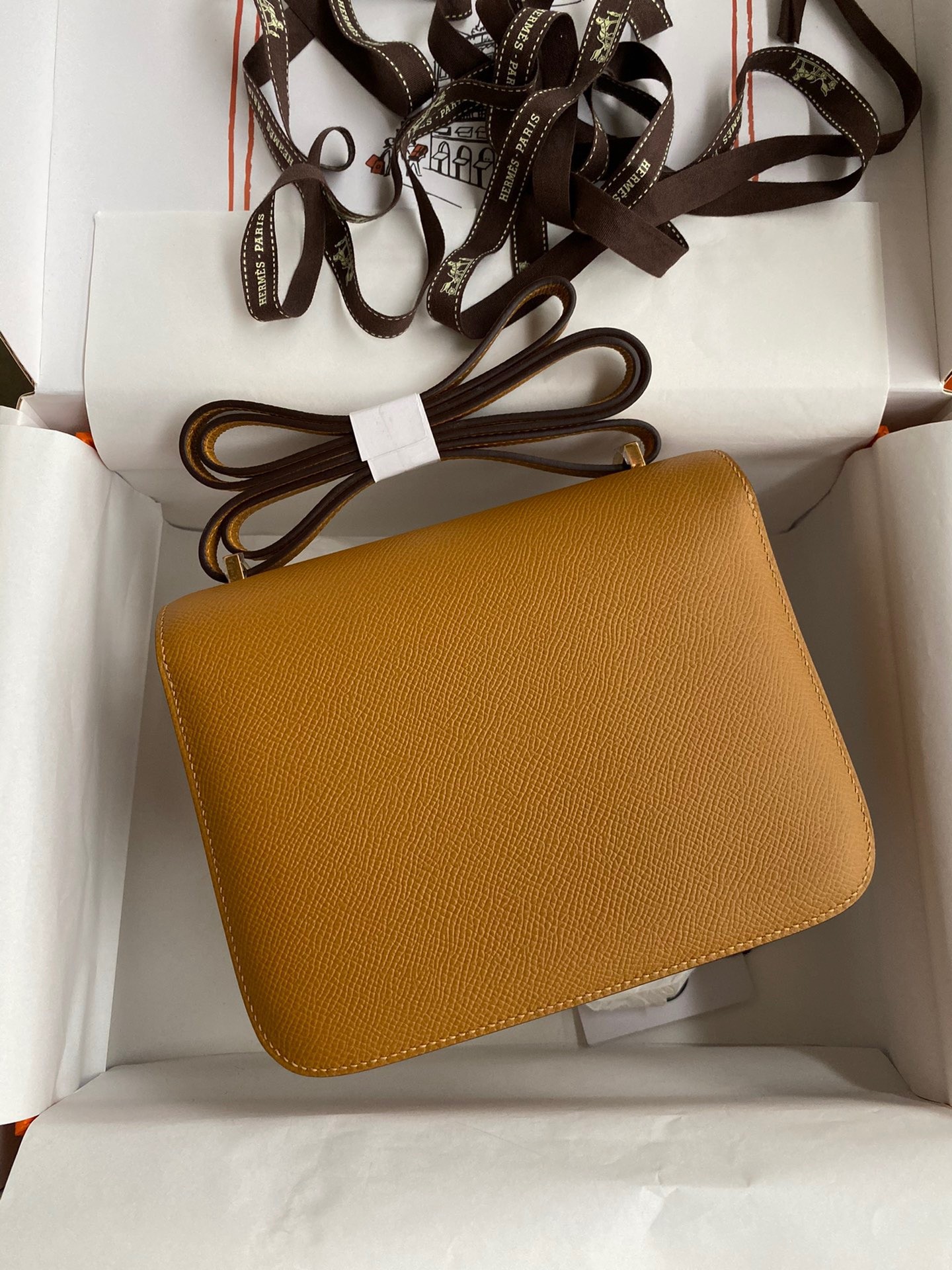 H**mes constance 18 handmade bag in sesame epsom calfskin