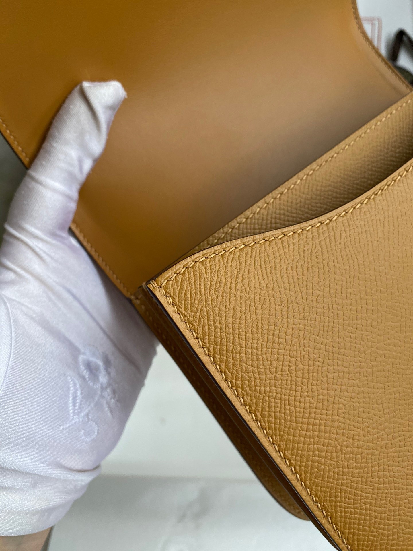H**mes constance 18 handmade bag in sesame epsom calfskin