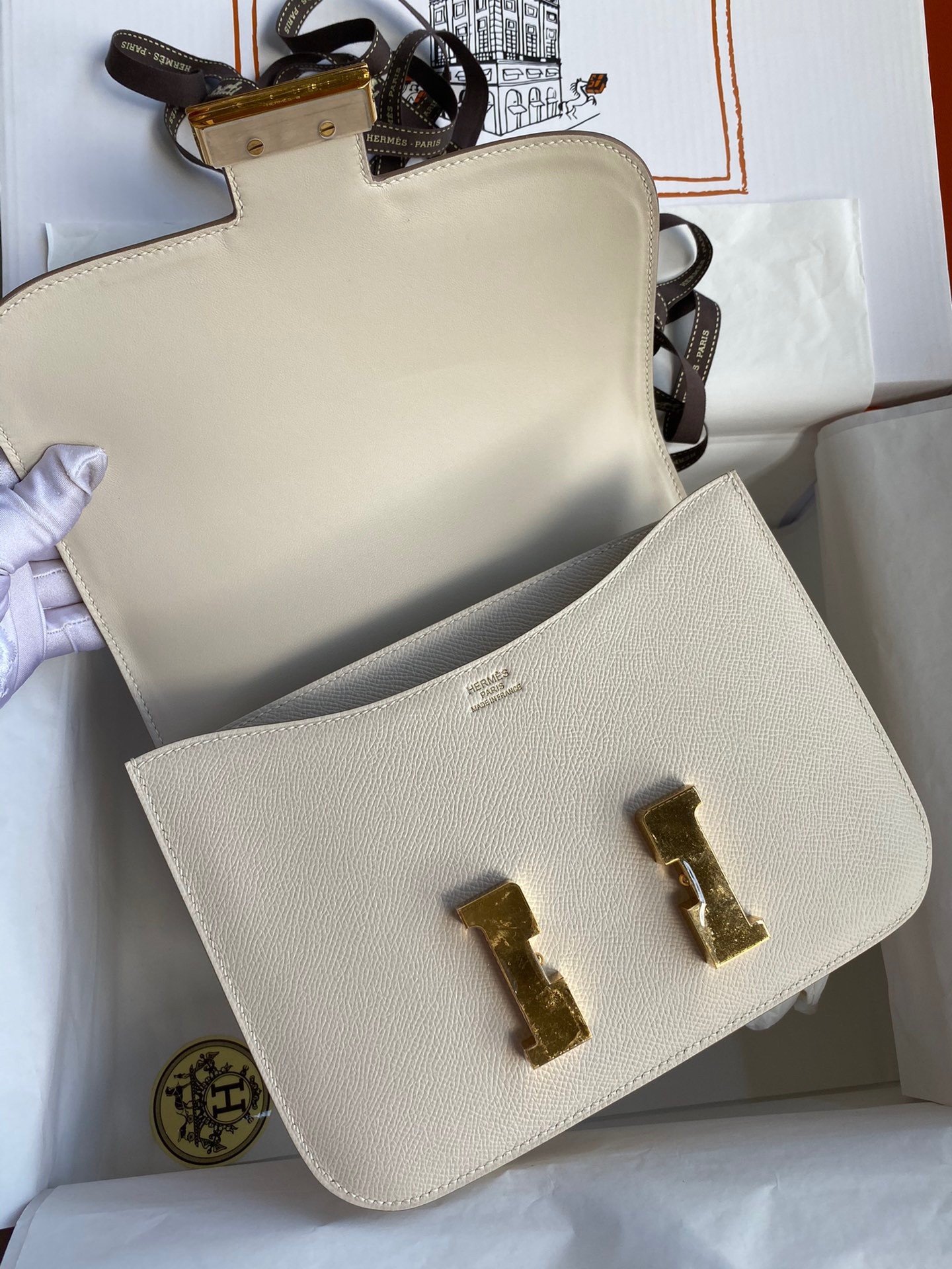 H**mes constance 24 handmade bag in craie epsom calfskin