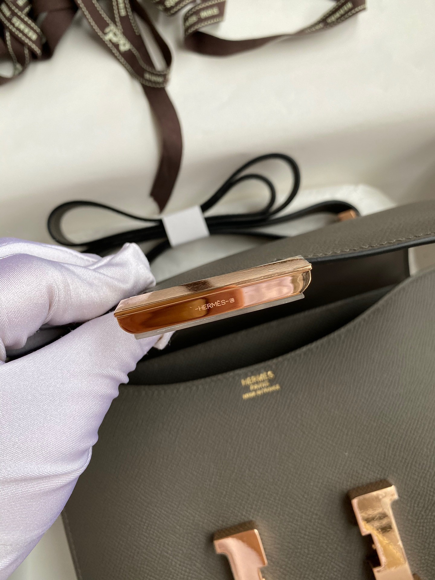 H**mes constance 24 handmade bag in etain epsom calfskin