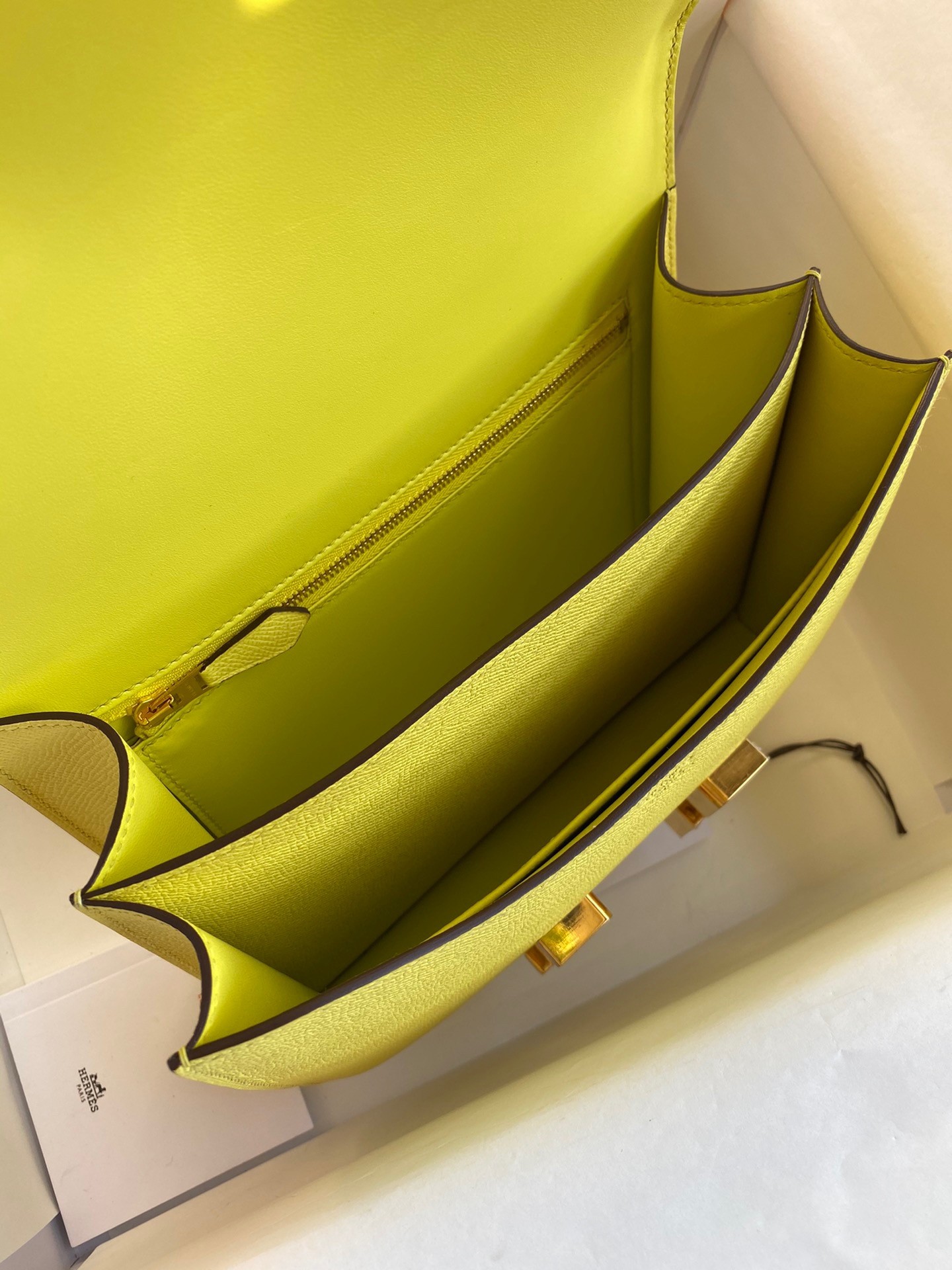 H**mes constance 24 handmade bag in lime epsom calfskin