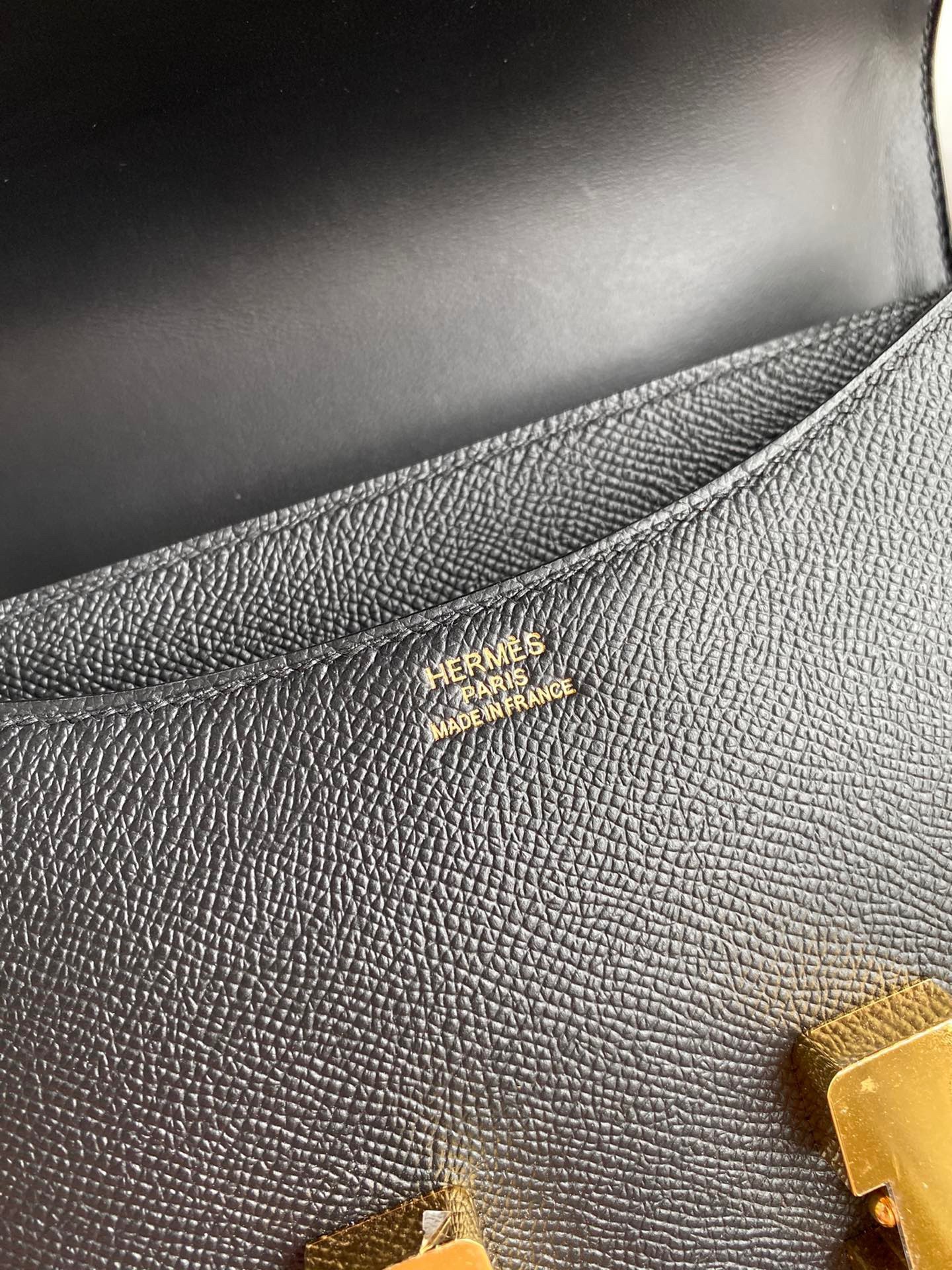 H**mes constance 24 handmade bag in black epsom calfskin