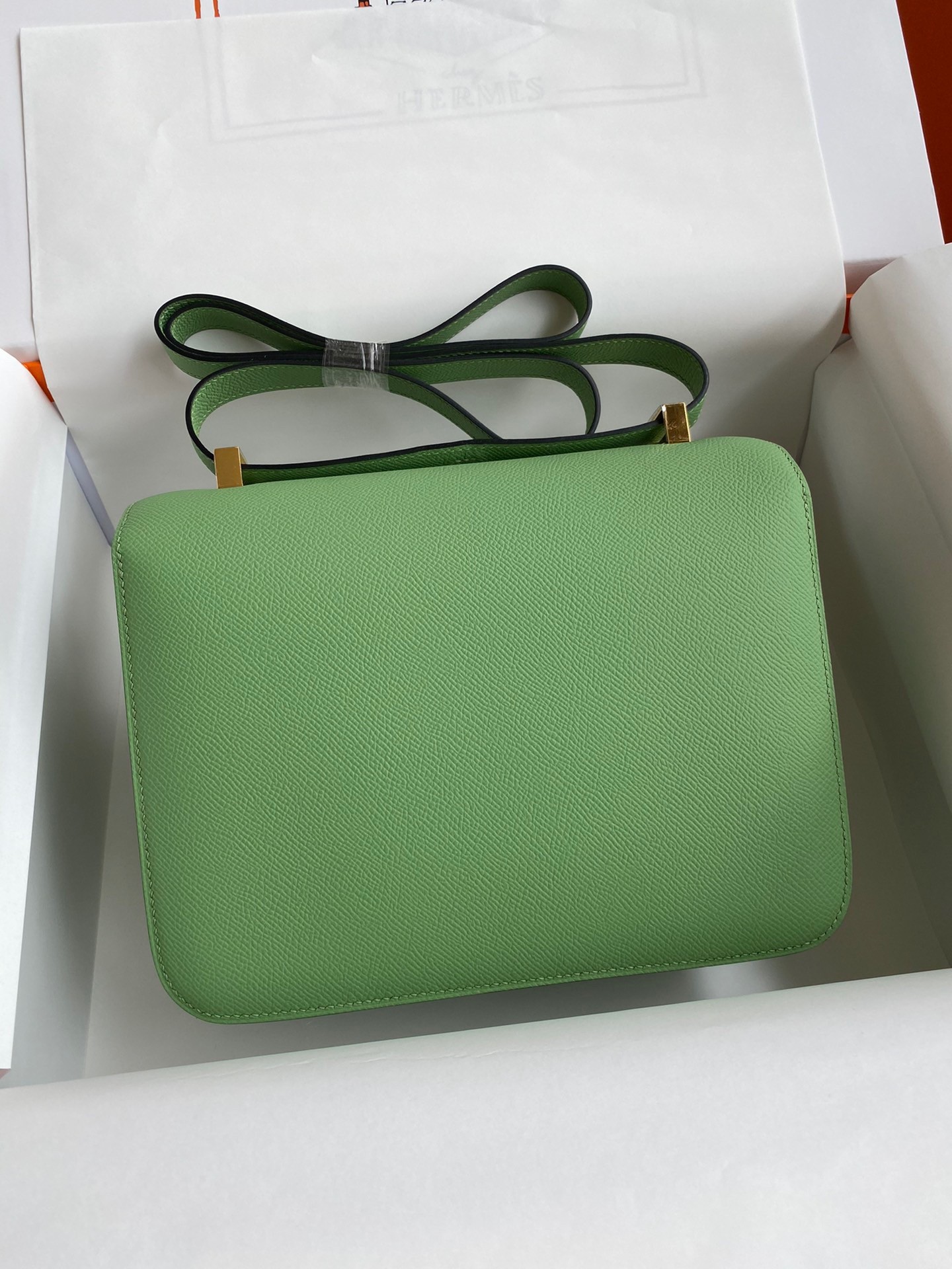 H**mes constance 24 handmade bag in vert criquet epsom calfskin