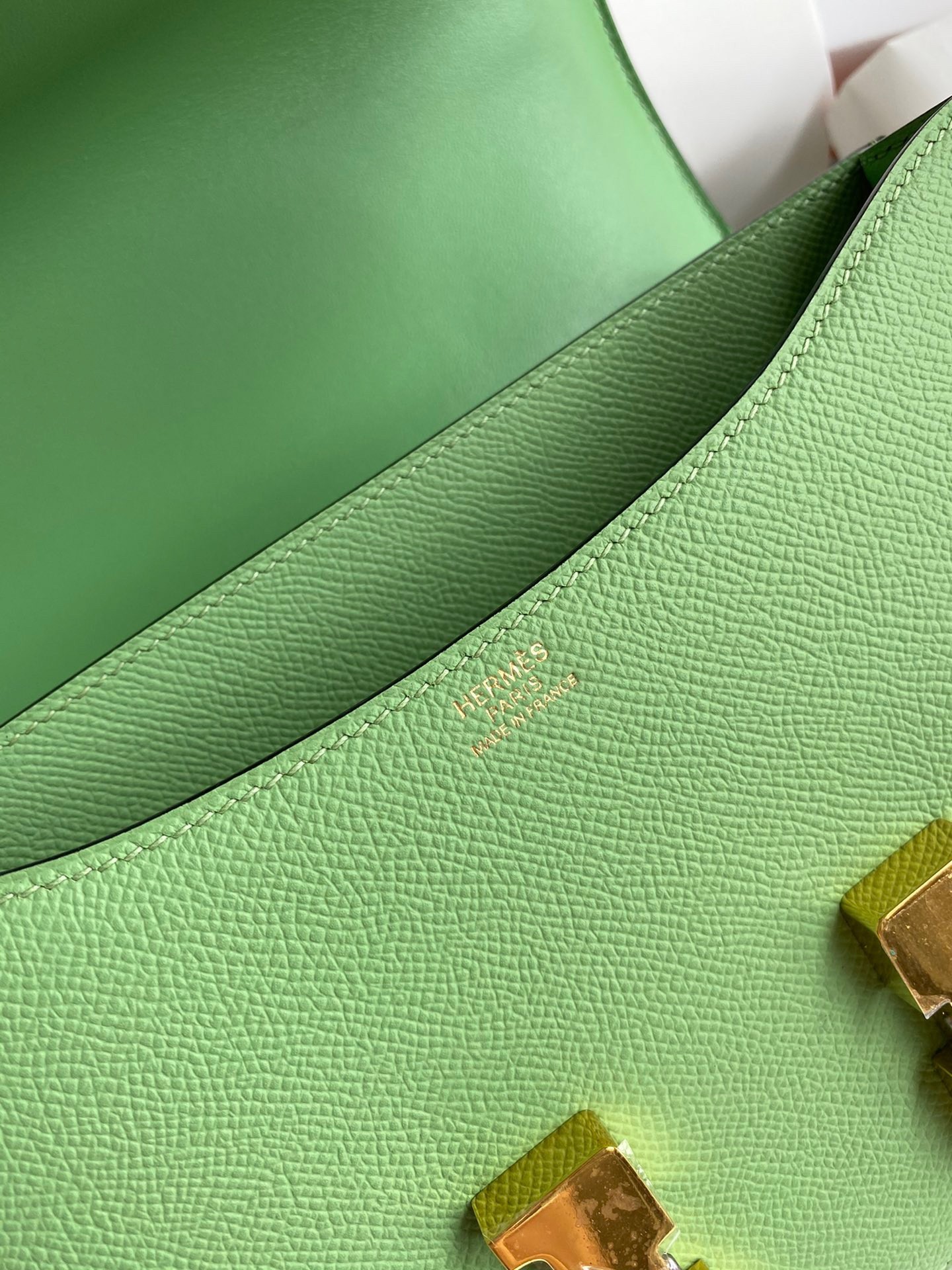 H**mes constance 24 handmade bag in vert criquet epsom calfskin