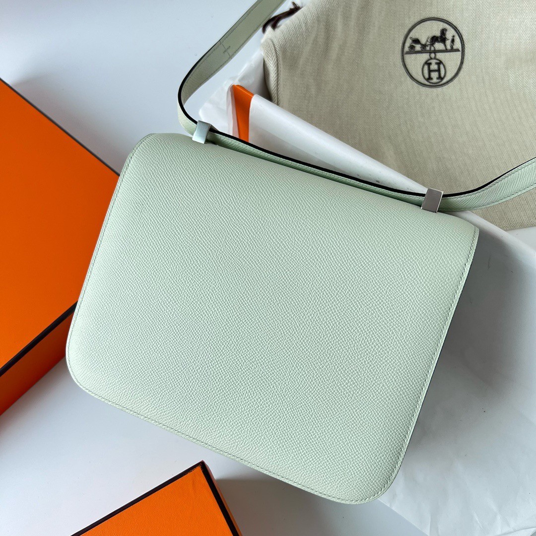 H**mes constance 24 handmade bag in vert fizz epsom calfskin