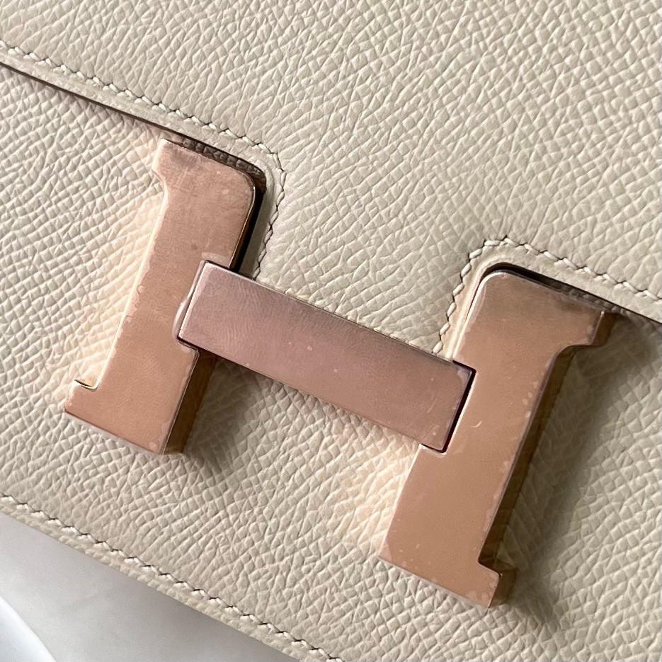 H**mes constance 1-18 mirror bag in craie epsom calfskin
