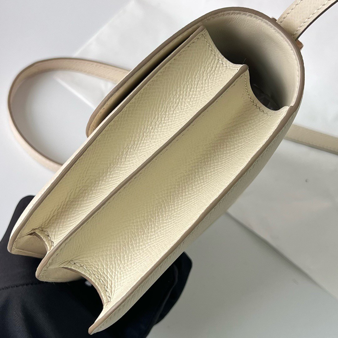 H**mes constance 1-18 mirror bag in craie epsom calfskin