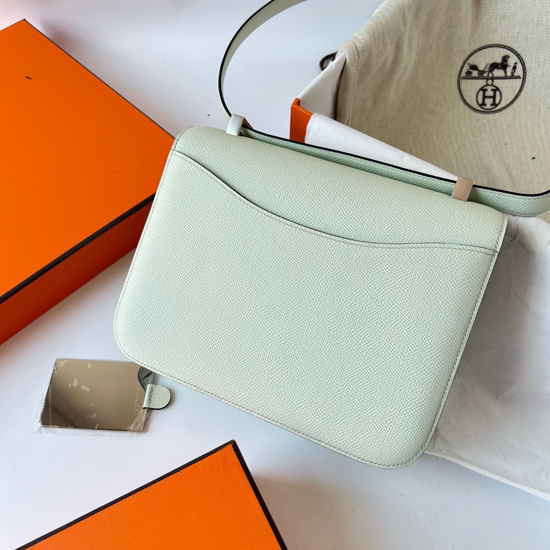 H**mes constance 1-24 mirror bag in vert fizz epsom calfskin