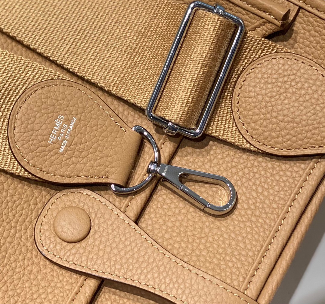H**mes evelyne iii 29 bag in chai clemence leather