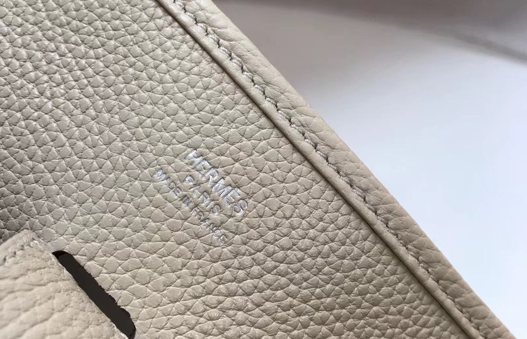 H**mes evelyne iii 29 pm bag in craie clemence leather